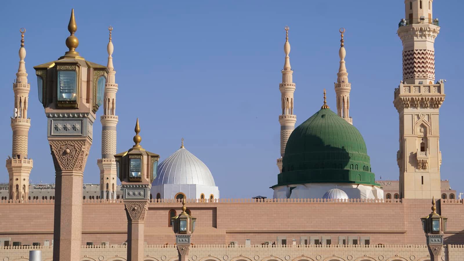 Hijrah Nabi Muhammad SAW ke Madinah (622 M)