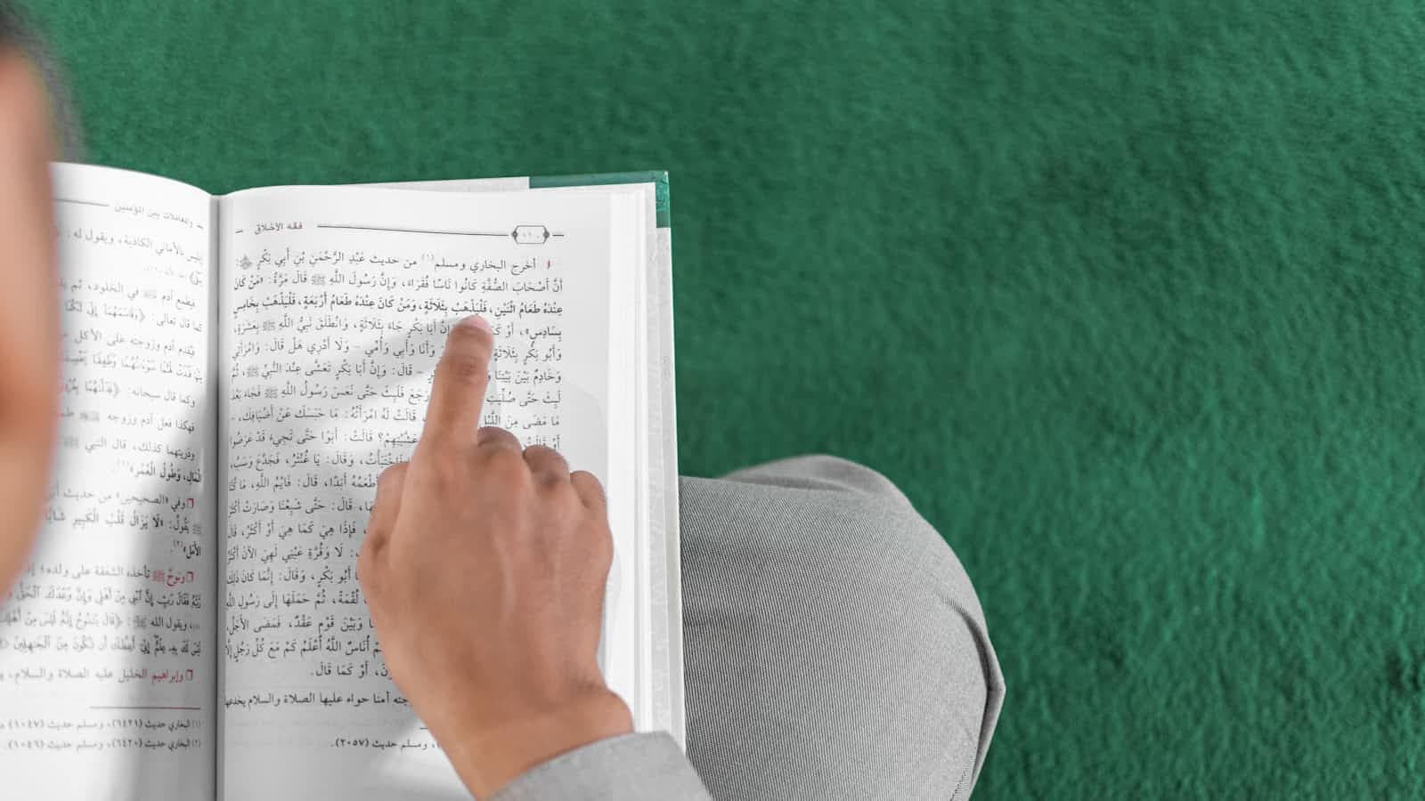 Tadabbur vs Tafsir: Memahami Tanpa Menyalahi